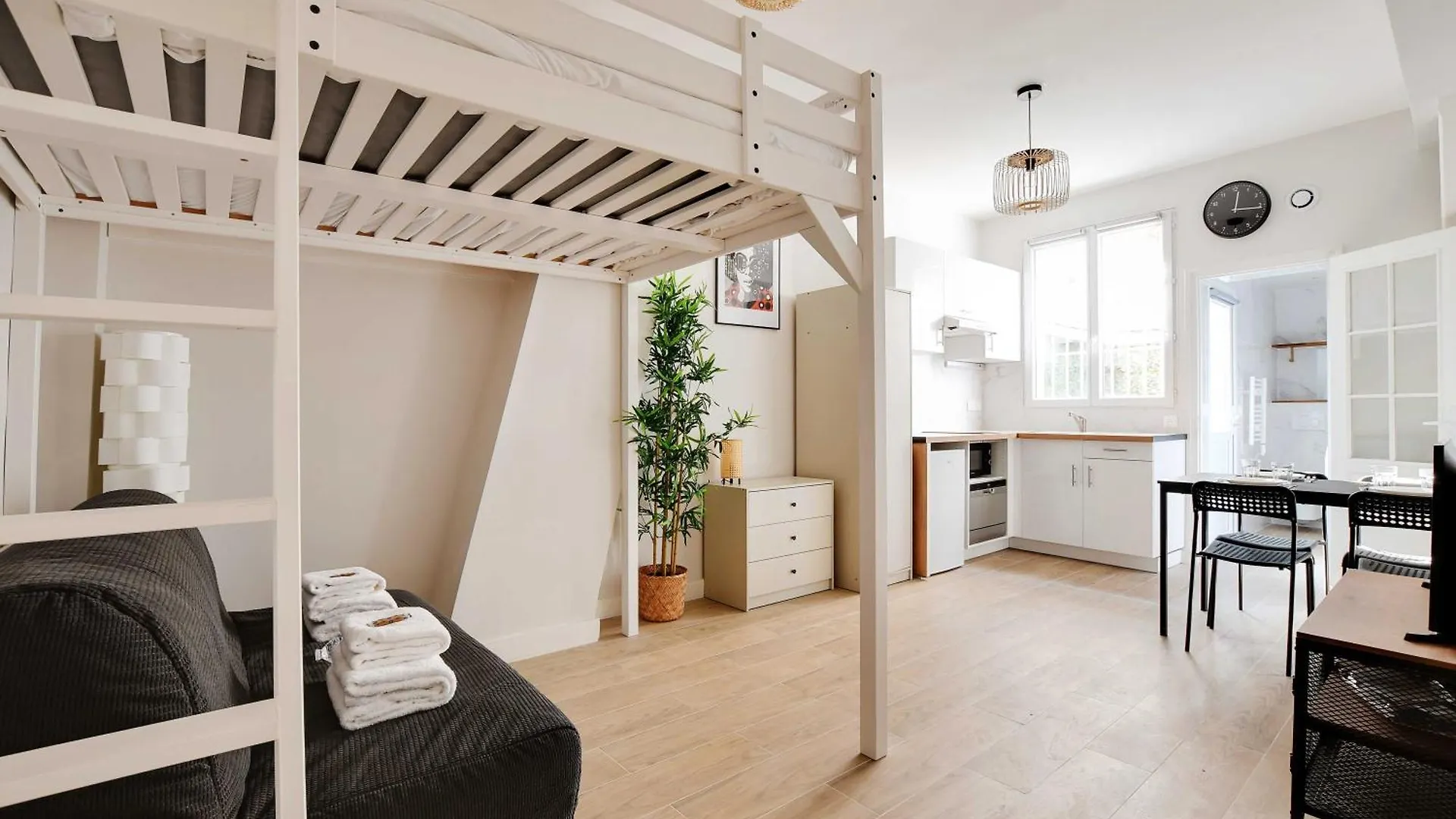 Studio With Garden - 4p - Canal St Martin Paris